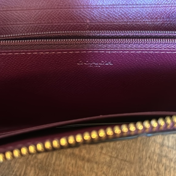 Preloved Coach Long Zip Around Wallet In Signature Canvas Dark Brown - Picture 3 of 5